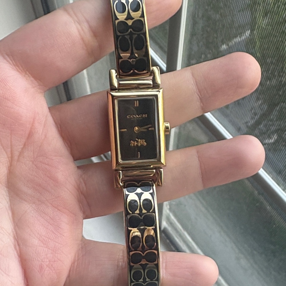 Flash sale 🚨Coach Black and Gold Rectangular Watch